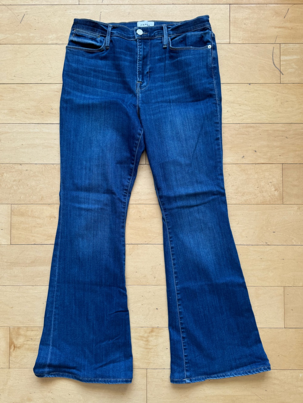 FRAME Denim Le High Flare Jean, Sz 33, soft retro classic casual medium wash